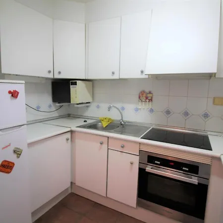 Piso Con Vistas, Cerca De Playa Pet-friendly, Ideal Senderismo Y Bicicleta, Piscina Y Wi-fi - Es-258-52 Roses